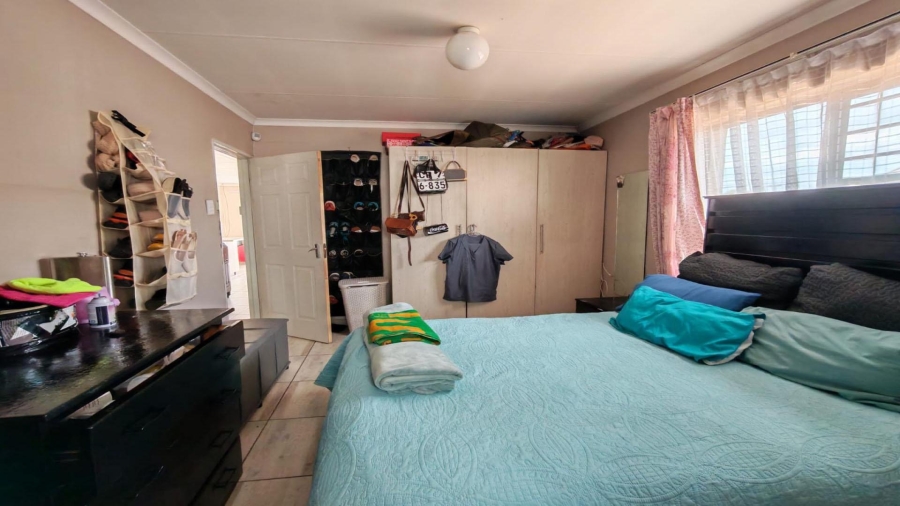 3 Bedroom Property for Sale in Heidedal Free State